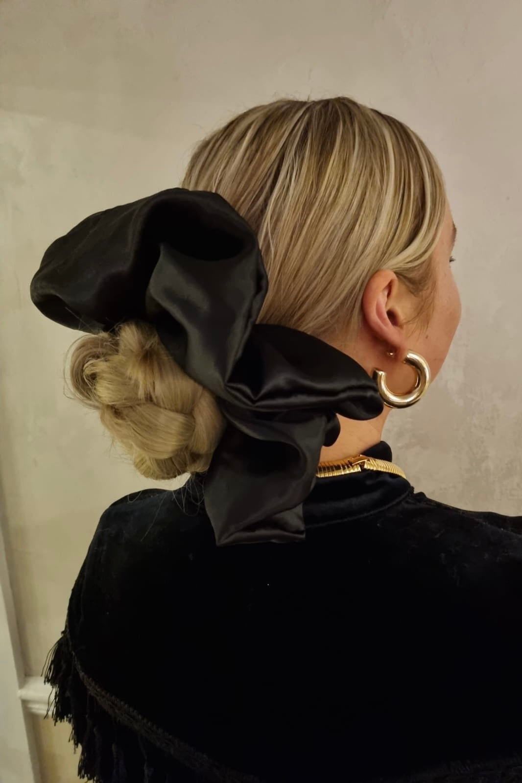 Dakota Black Scrunchie - Various Sizes