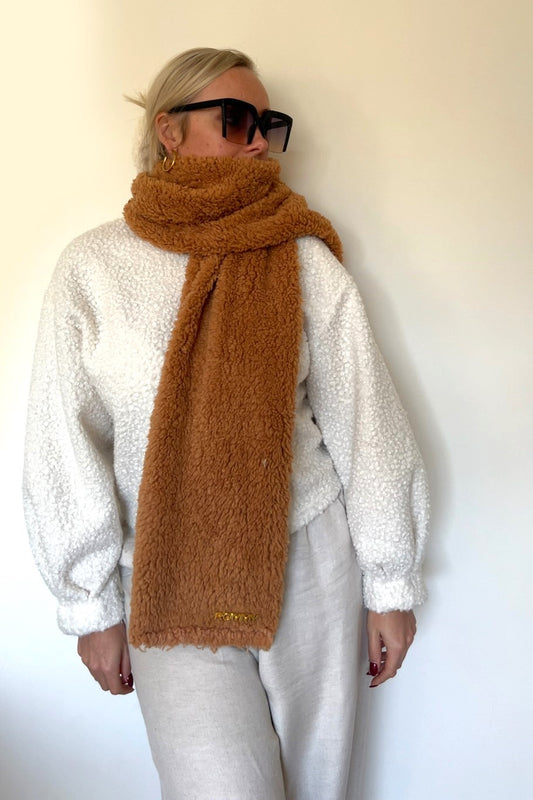 Gingerbread Teddy Scarf